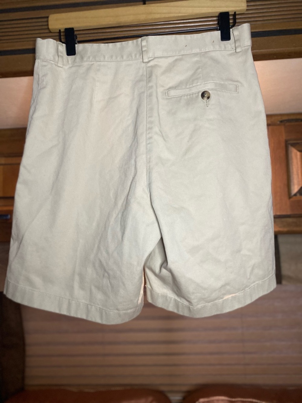 L.L Bean Wrinkle-Free Bayside Shorts, Ultra High-Rise Hidden Comfort Waist 9" - Picture 7 of 10